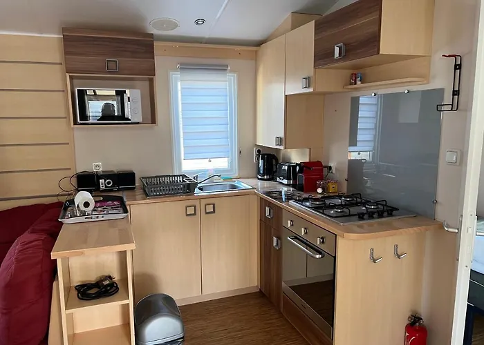 Mobilhome 4 Ca61 אתר קמפינג