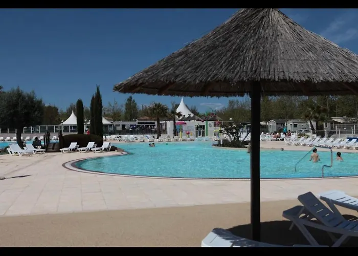 Mobilhome 4 Ca61 אתר קמפינג ויאס