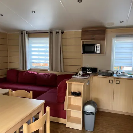 Kamp alanı Mobilhome 4 Ca61 *